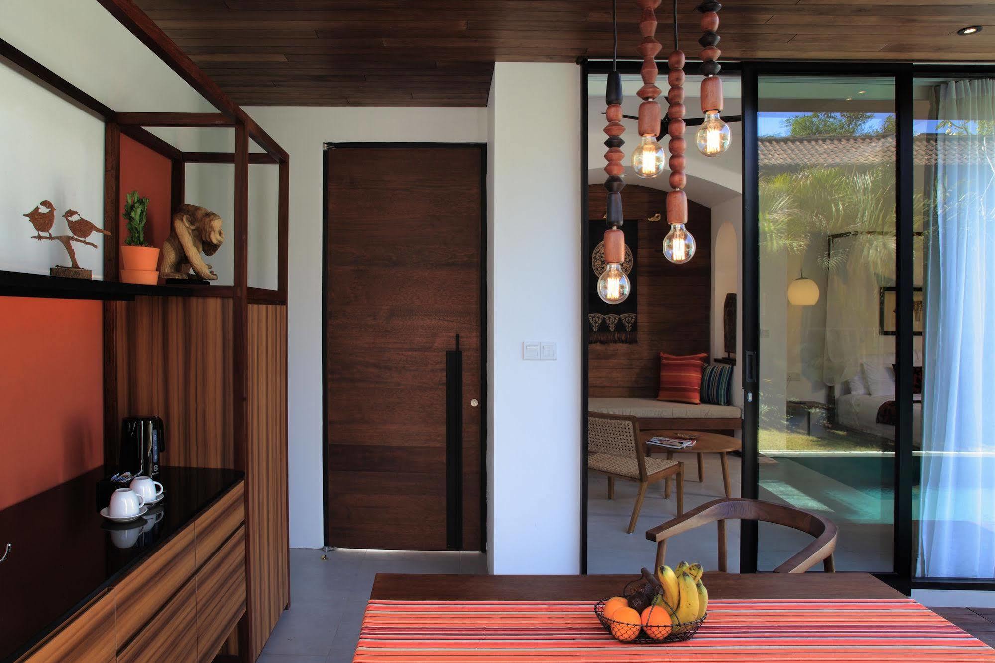 Abia Villas Kuta  Exterior photo