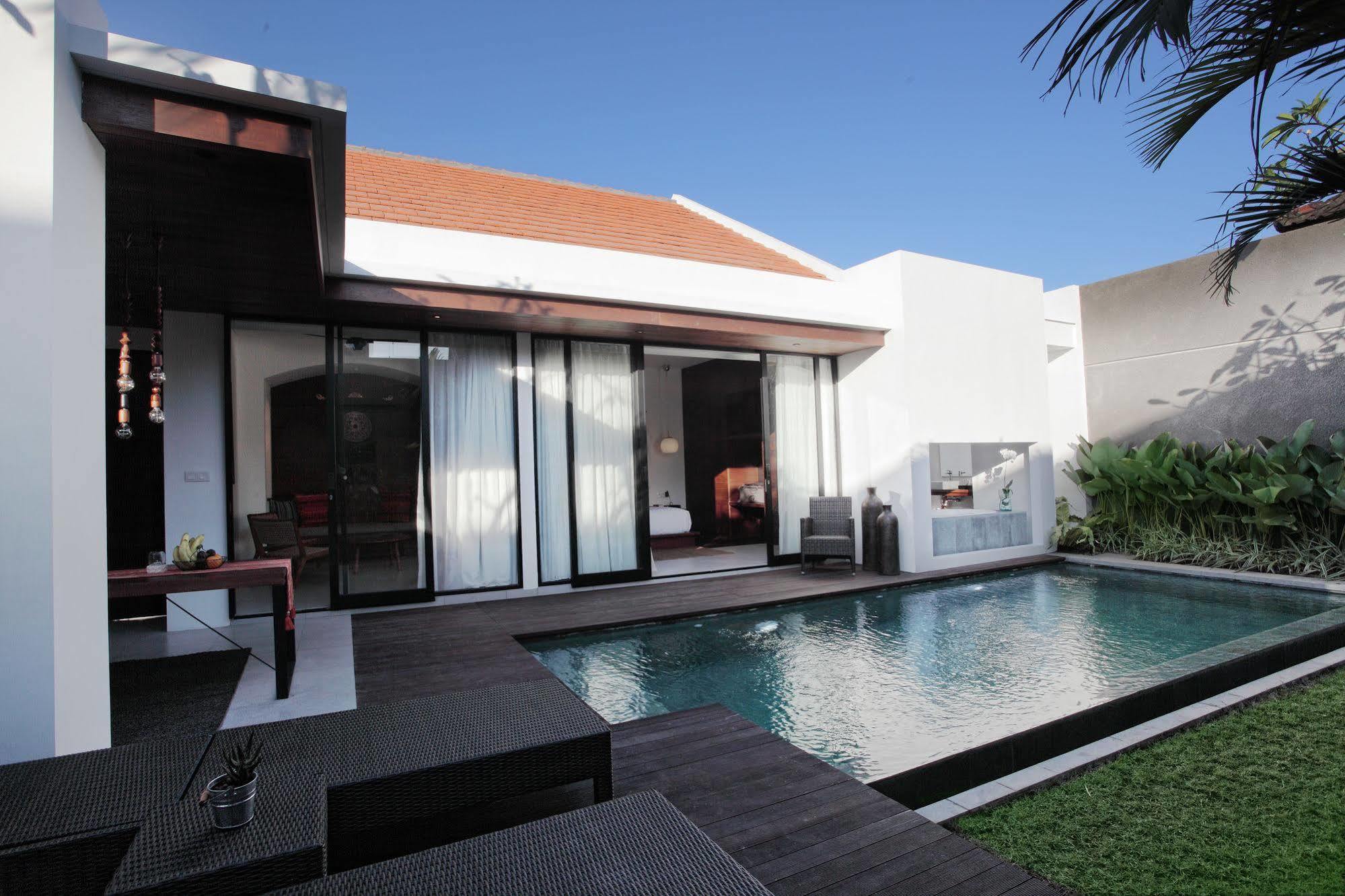 Abia Villas Kuta  Exterior photo